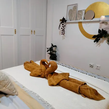 Casa Macon Gold דירה